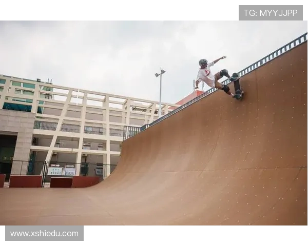 重庆滑板队在世界滑板锦标赛中的默契配合与精彩表现分析